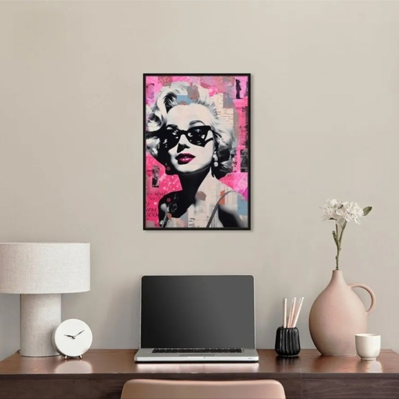 Oliver Art Marilyn Monroe Canvas Art - Picture 2 of 5
